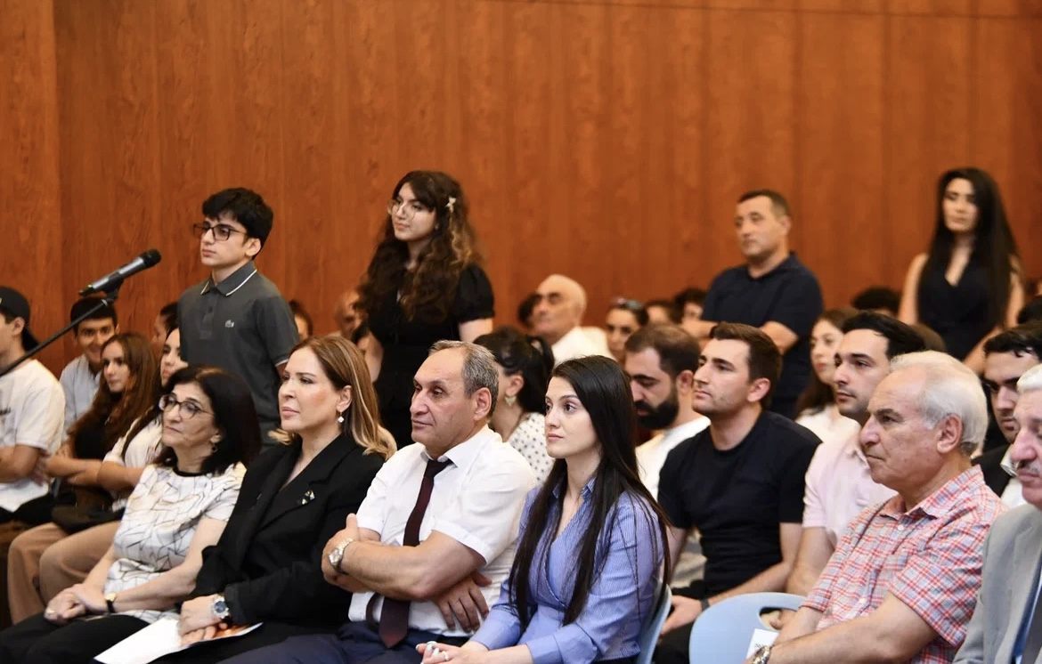 ADNSU-da abituriyentlər üçün “Açıq Qapı Günü” keçirilib