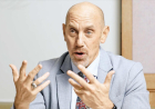 Süni intellektə həddindən artıq güvənən insan zəkasını riskə atır – amerikalı professor 