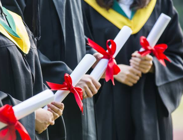 Məzunların iş tapması üçün universitetlər nə etməlidir?
