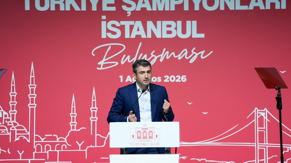 “Texnologiyanın köləsi deyil, onu idarə edən zehnin ağası olun”