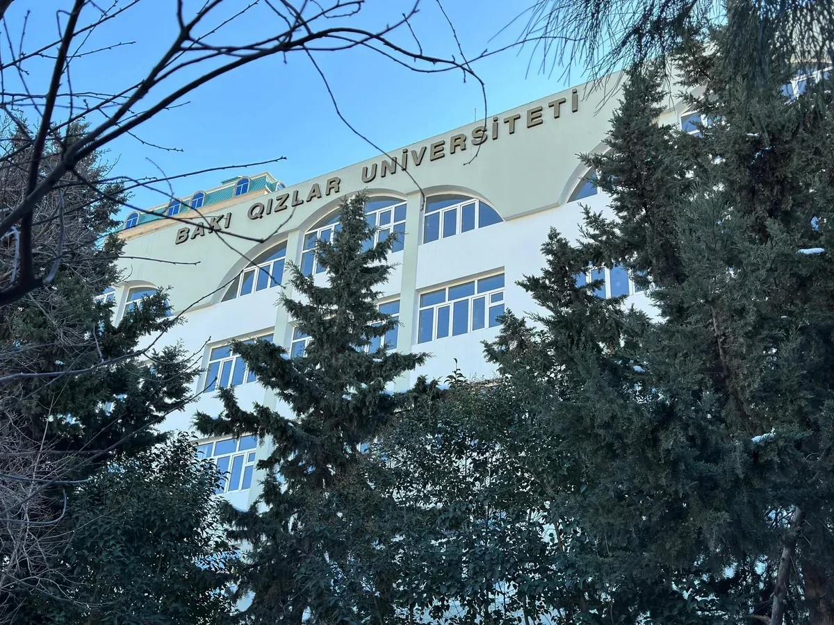 Bakı Qızlar Universitetinin tələbələri hansı universitetlərə köçürüləcəklər?