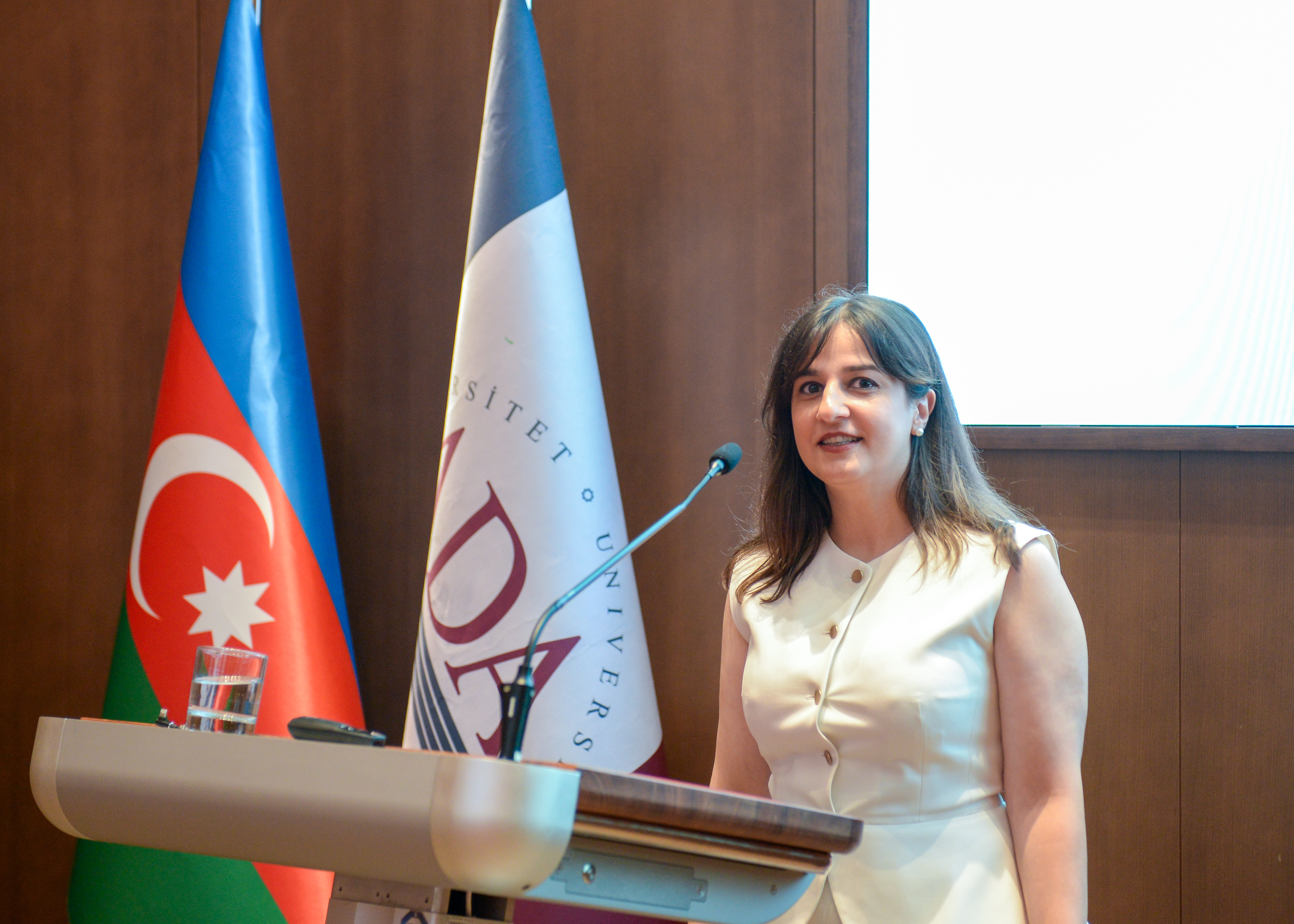 Dövlət Proqramı qalibləri ilə görüş keçirilib