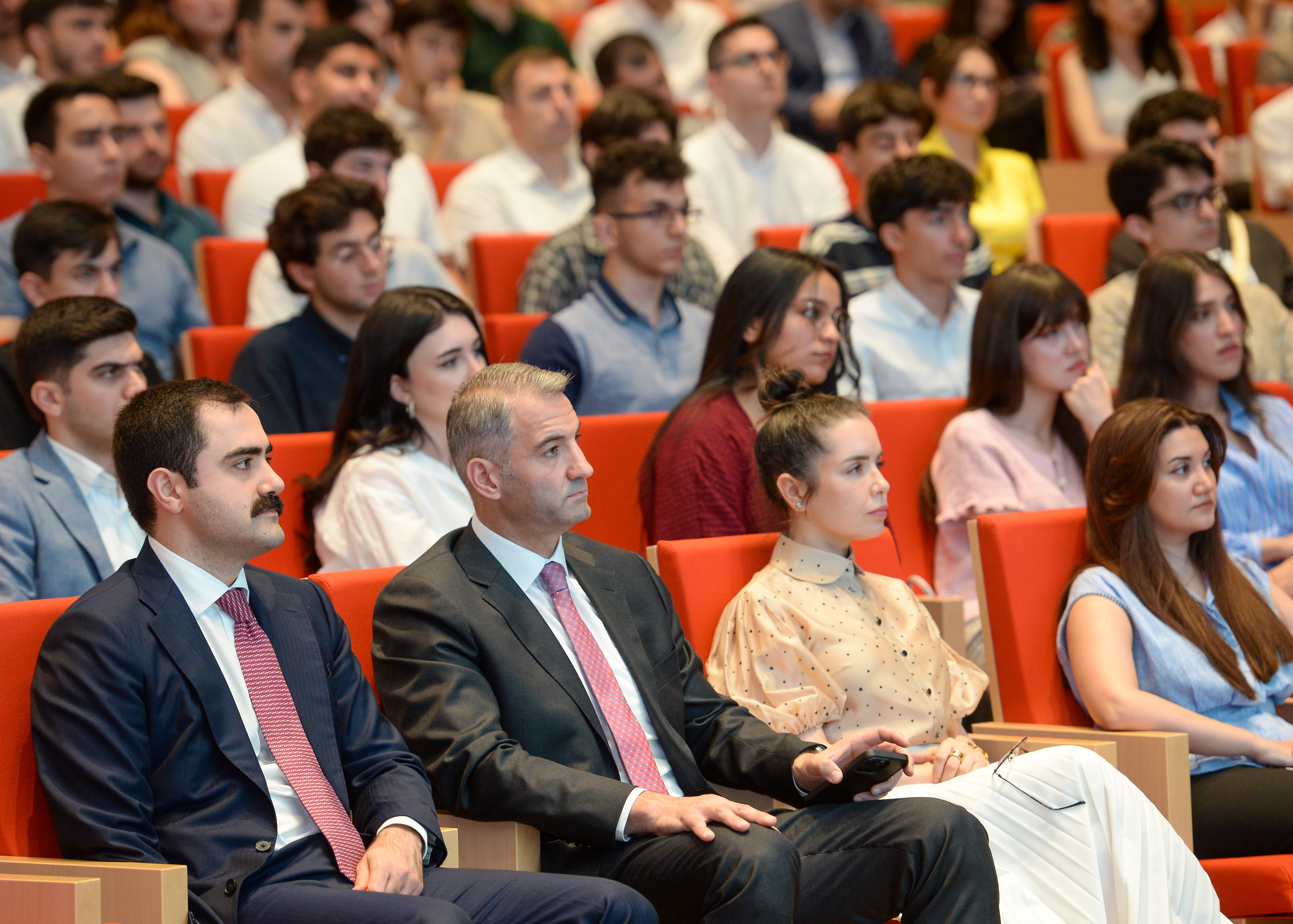Dövlət Proqramı qalibləri ilə görüş keçirilib