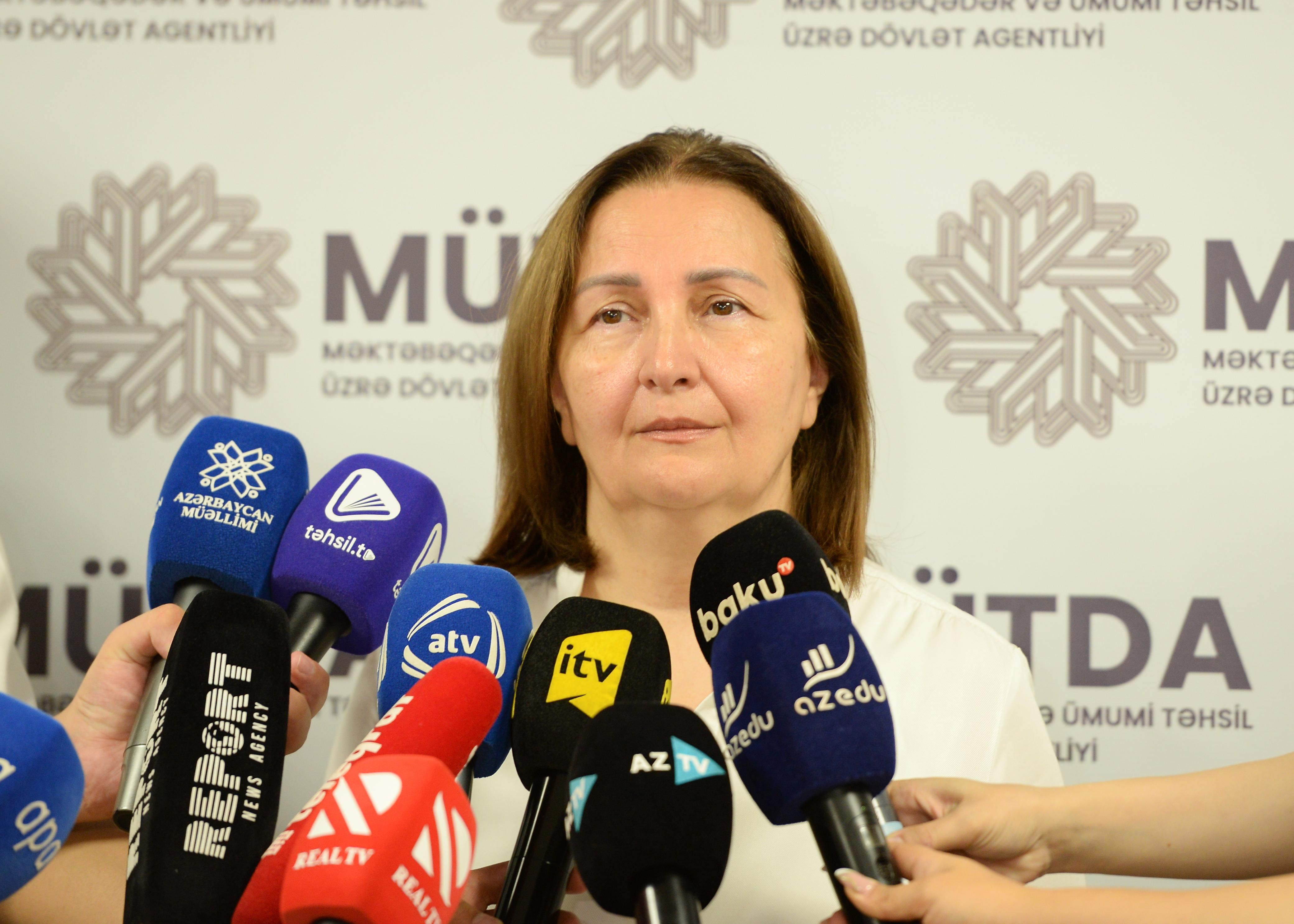 Yüksək təhsil haqqı müəyyən edən müəssisələrin qalib olmaq ehtimalı daha aşağı olacaq