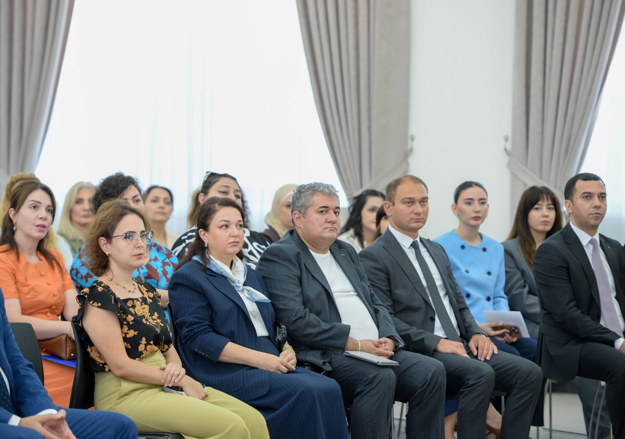 Özəl məktəbəqədər təhsil müəssisələrinin maliyyələşdirilməsi ilə bağlı görüş keçirilib