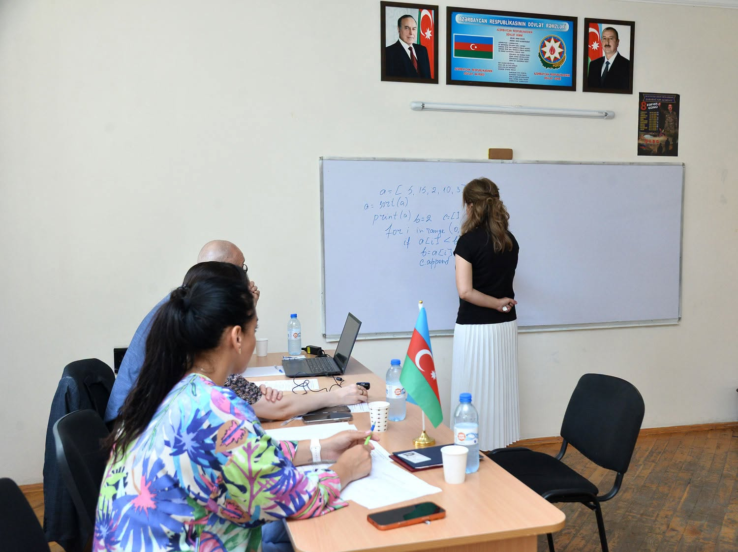 Yeni təmayül tədris modeli üzrə müəllimlərin seçimi davam edir