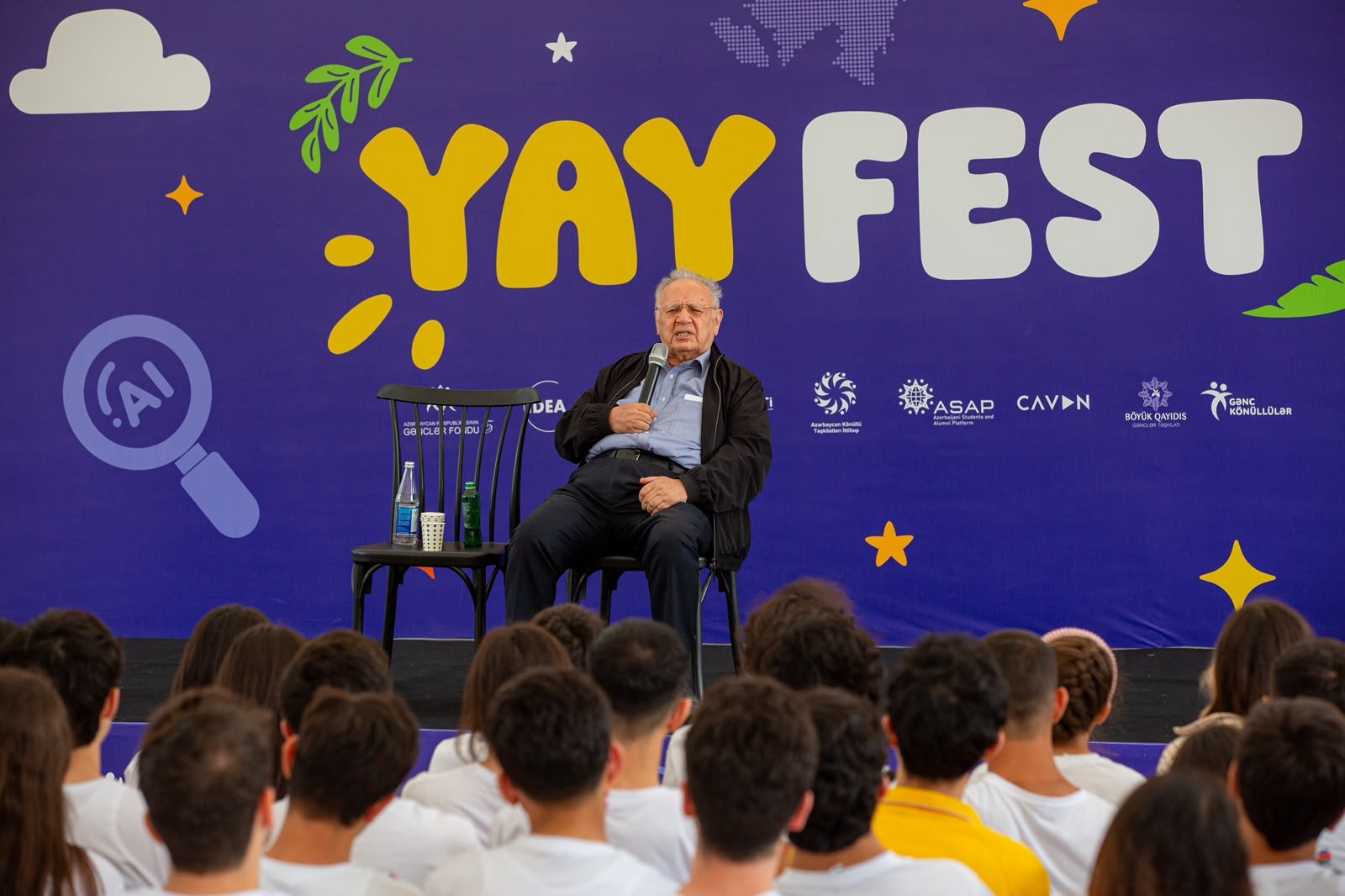 Gənclər "Yay Fest"də “Elm, Etika və Gələcək” düşərgəsində  bir araya gəliblər