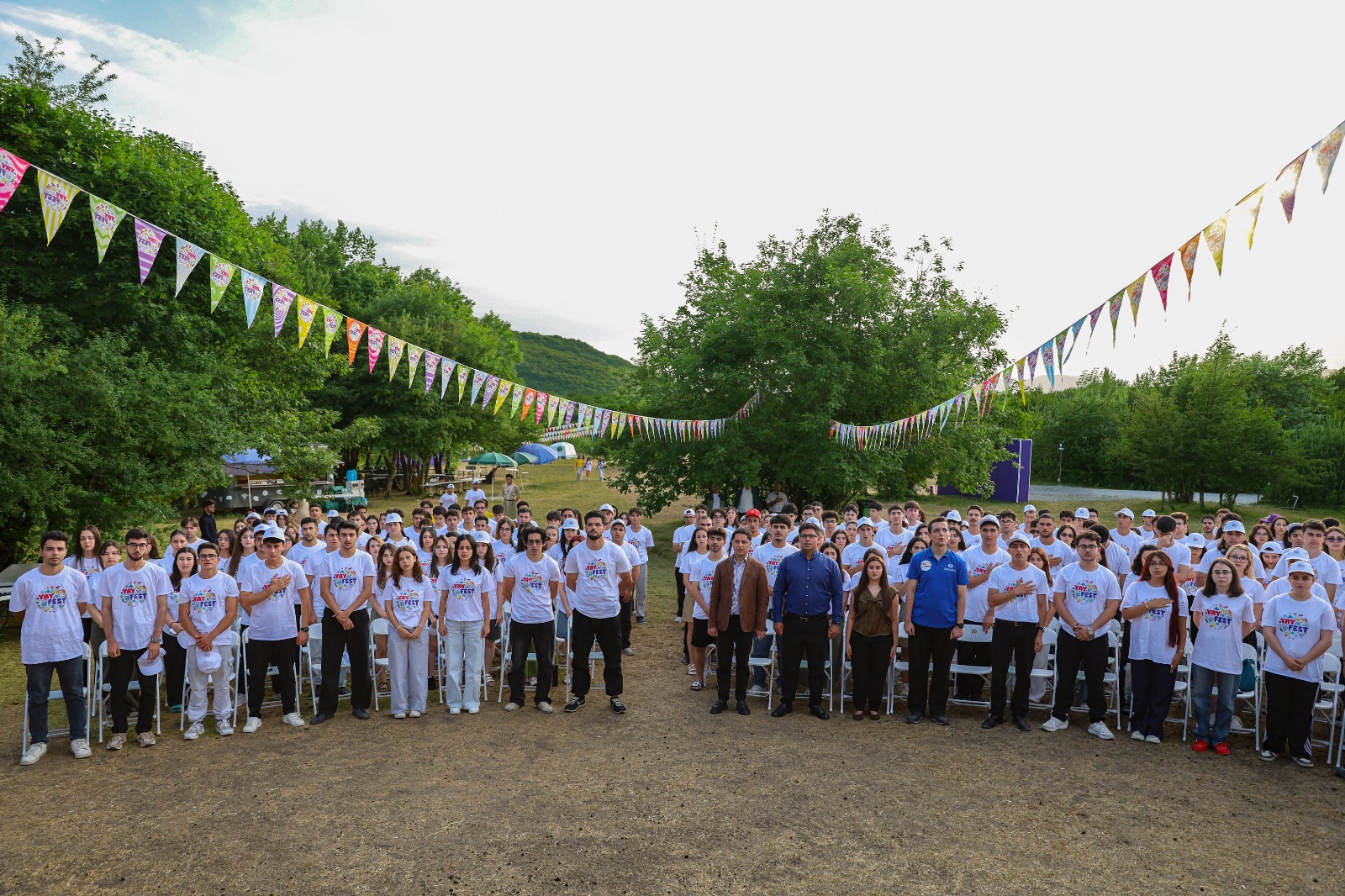 Gənclər "Yay Fest"də “Elm, Etika və Gələcək” düşərgəsində  bir araya gəliblər