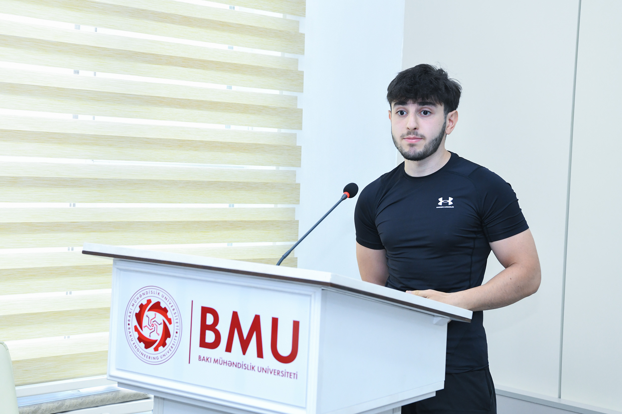 BMU-da Çində təhsil alacaq tələbələrlə görüş keçirilib
