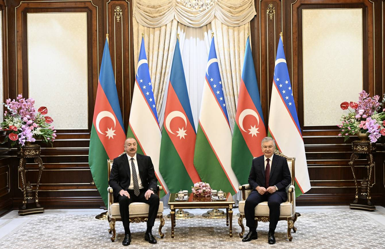 Prezident İlham Əliyev: Fəxr edirik ki, qardaş ölkəmizin ən nüfuzlu ali təhsil müəssisələrindən biri Nizami Gəncəvinin adını daşıyır