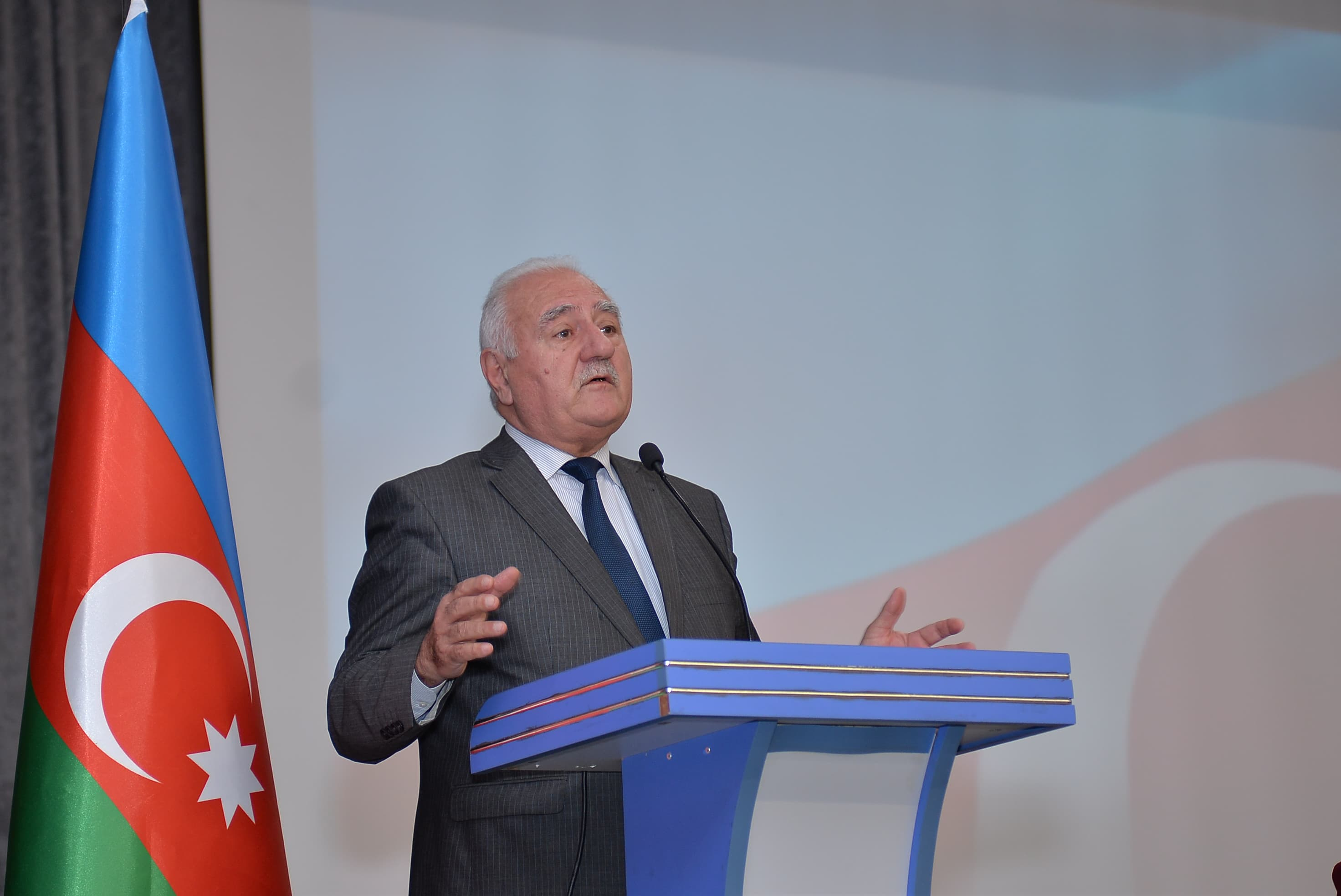 Yaradıcılıq şəxsiyyət keyfiyyətləri ilə çulğalaşanda
