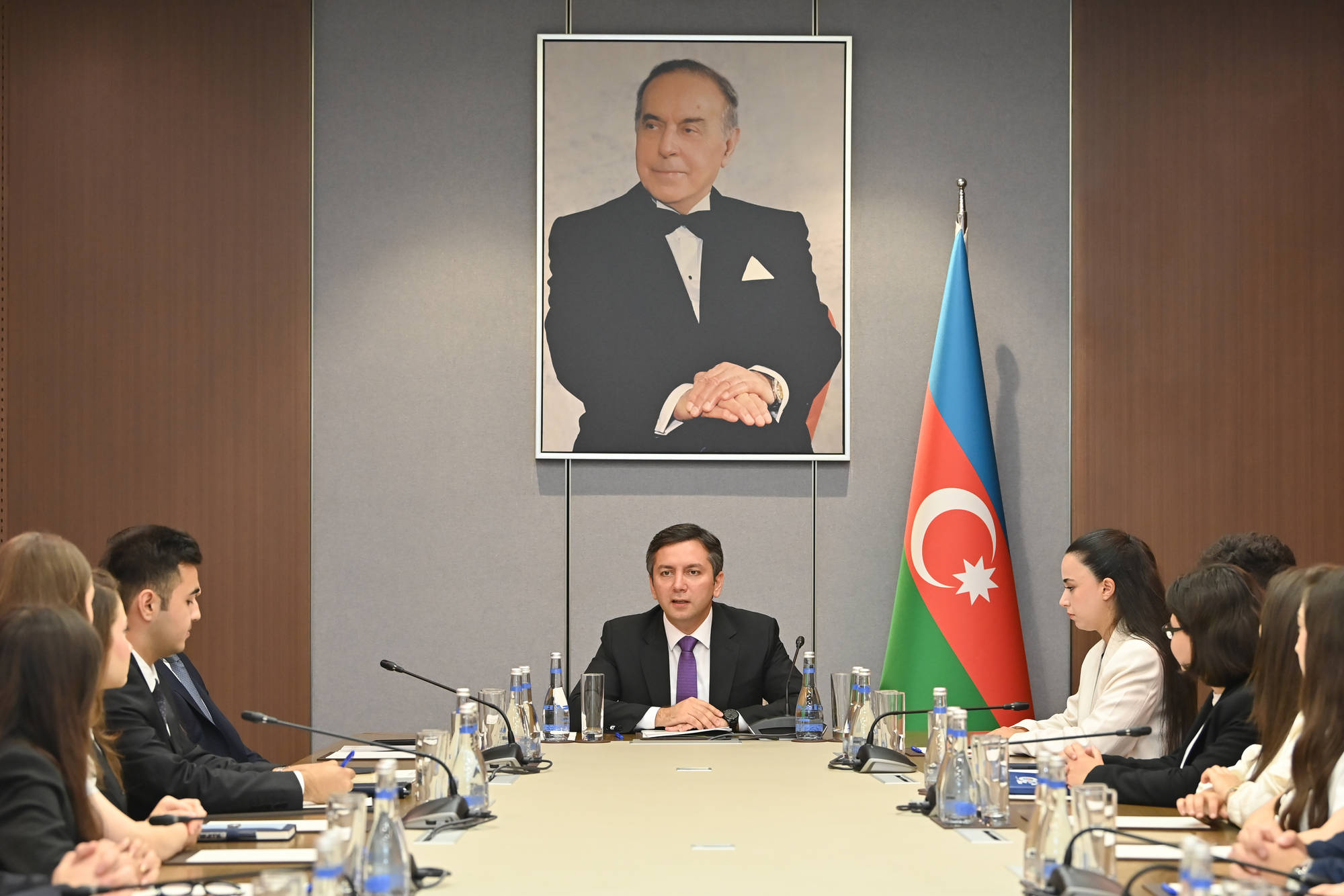 Xarici işlər nazirinin müavini  “Maarifçi”lərlə görüşüb