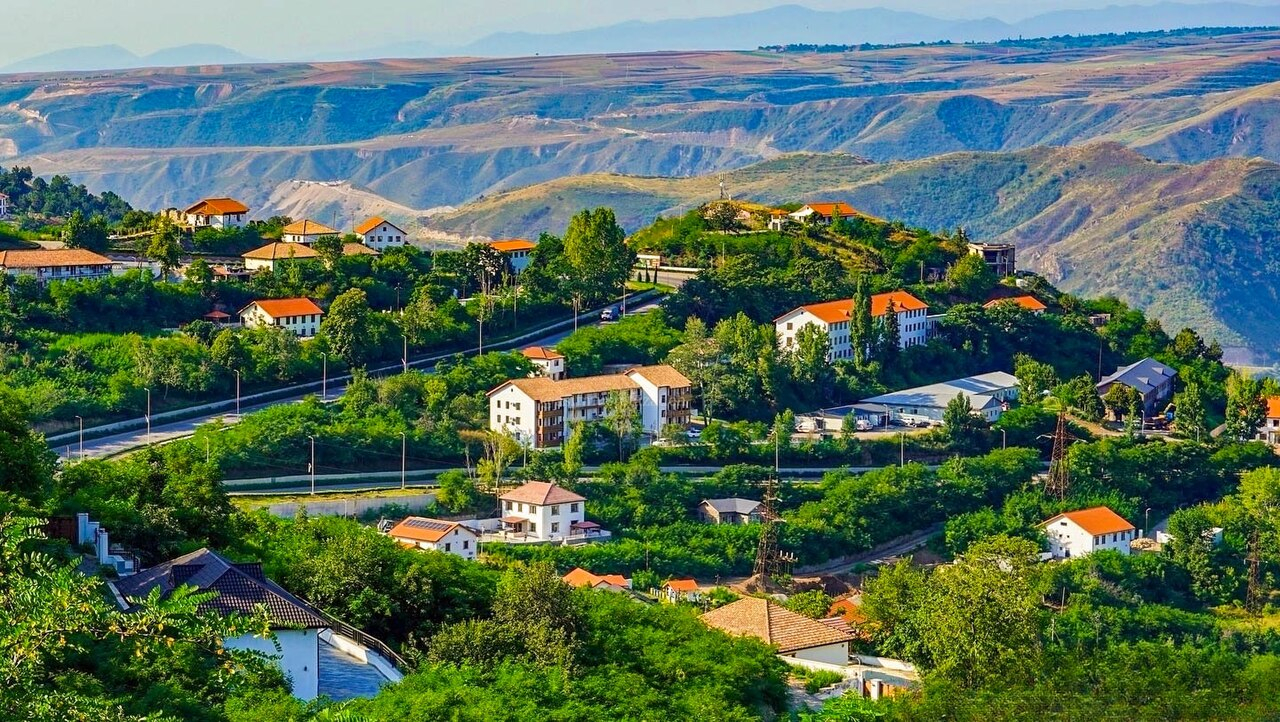 Qayıdışın mübarək, Laçın!