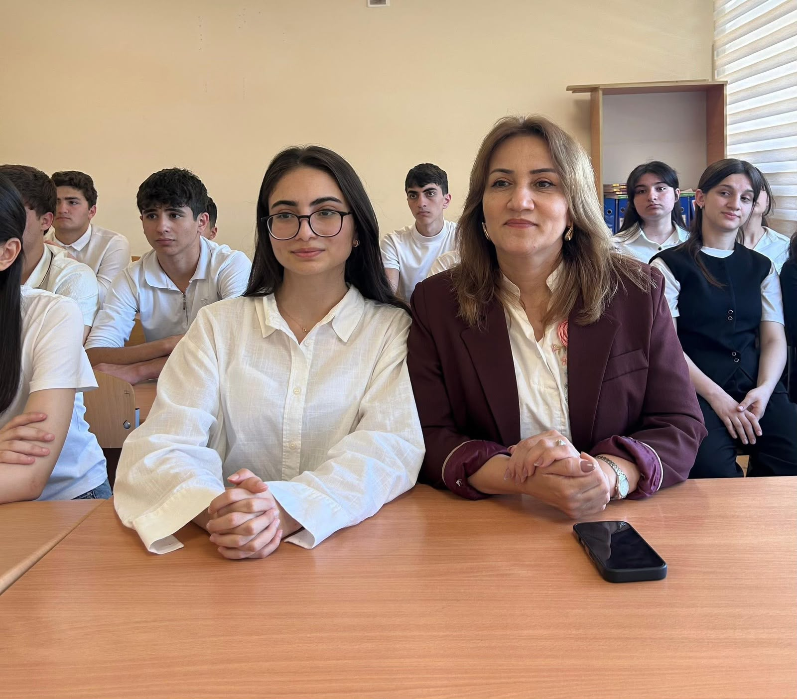 Yeni təmayül tədris modelli məktəbin 124 şagirdi tələbə oldu