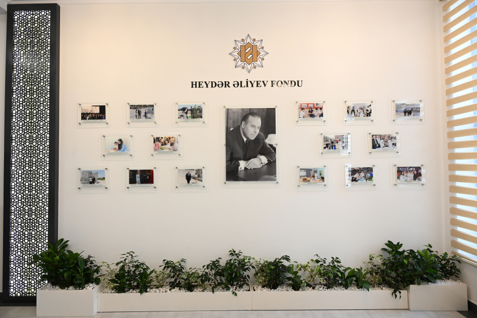 Birinci vitse-prezident Mehriban Əliyeva incəsənət məktəbinin açılışında iştirak edib