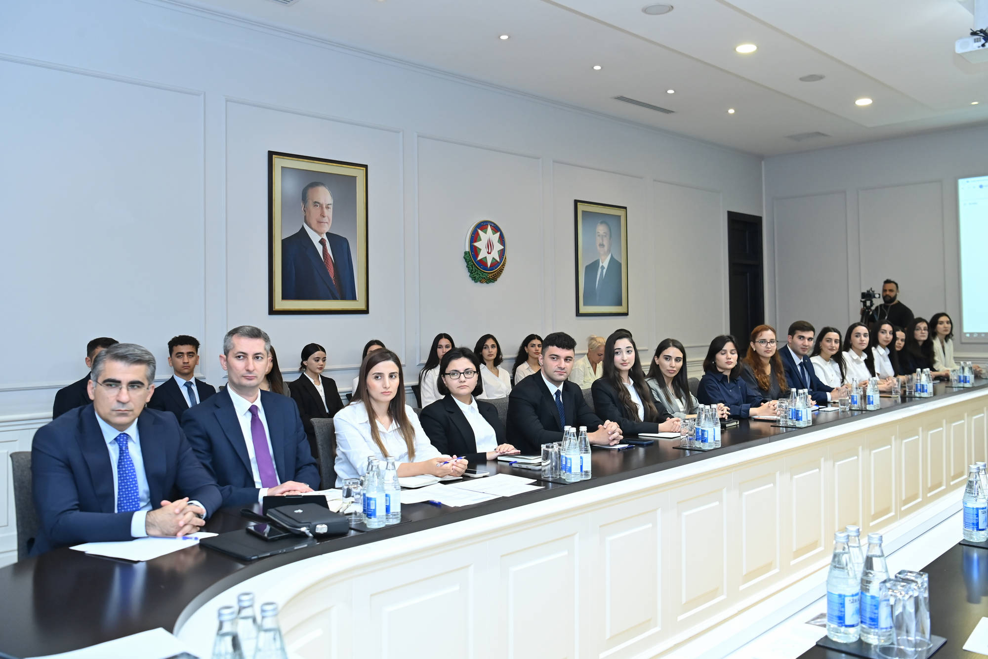 Elm və təhsil naziri “Maarifçi”lərlə görüşüb