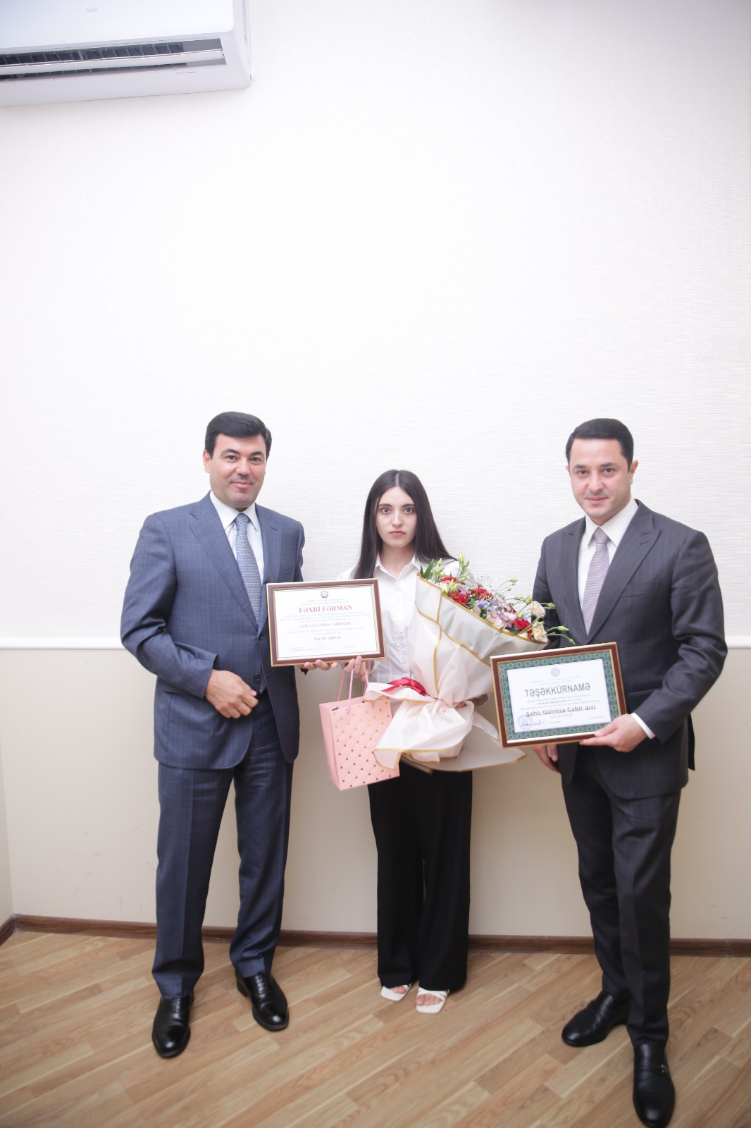 Xaçmazda təhsildə uğur qazananlar mükafatlandırıldı 