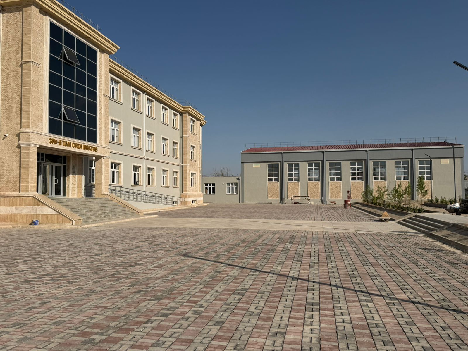 Naxçıvanda 3 təhsil müəssisəsində tikinti və təmir işləri yekunlaşır