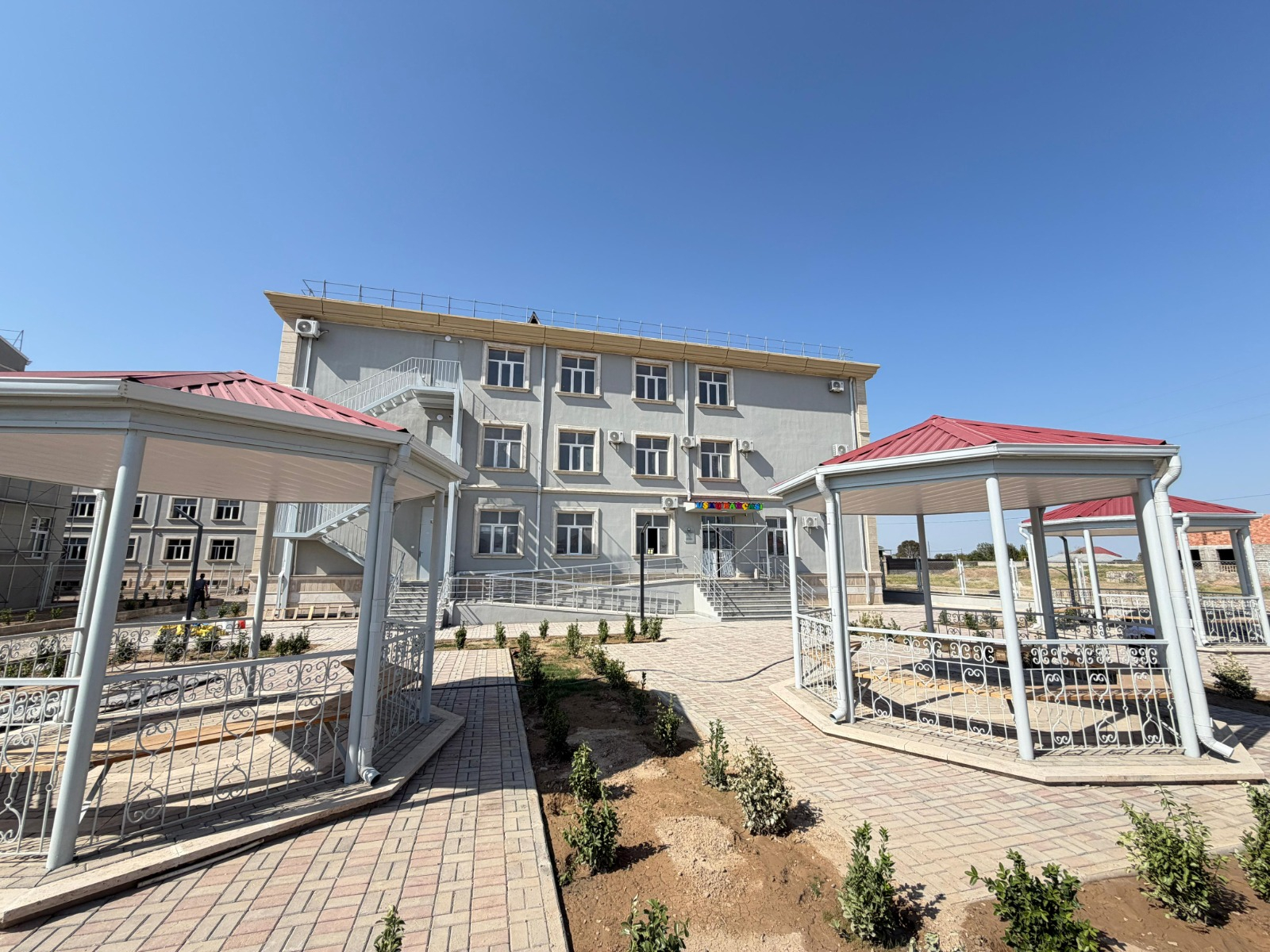 Naxçıvanda 3 təhsil müəssisəsində tikinti və təmir işləri yekunlaşır