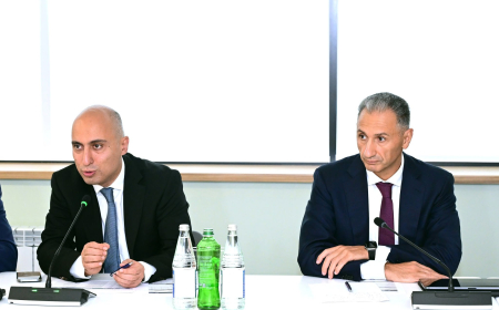 AZSET proqramının ilk tələbələri ilə görüş keçirilib 