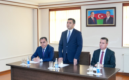 Naxçıvan Muxtar Respublikasının təhsil naziri kollektivə təqdim olunub 