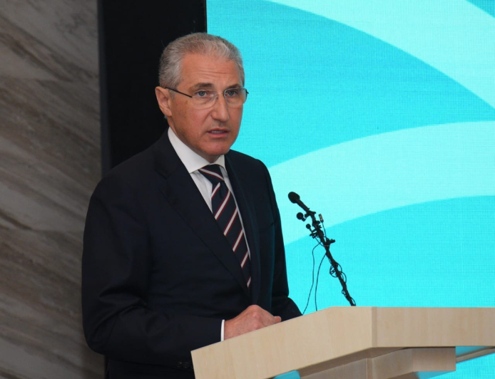 Elmi məlumatların müqayisəli təhlili vacibdir