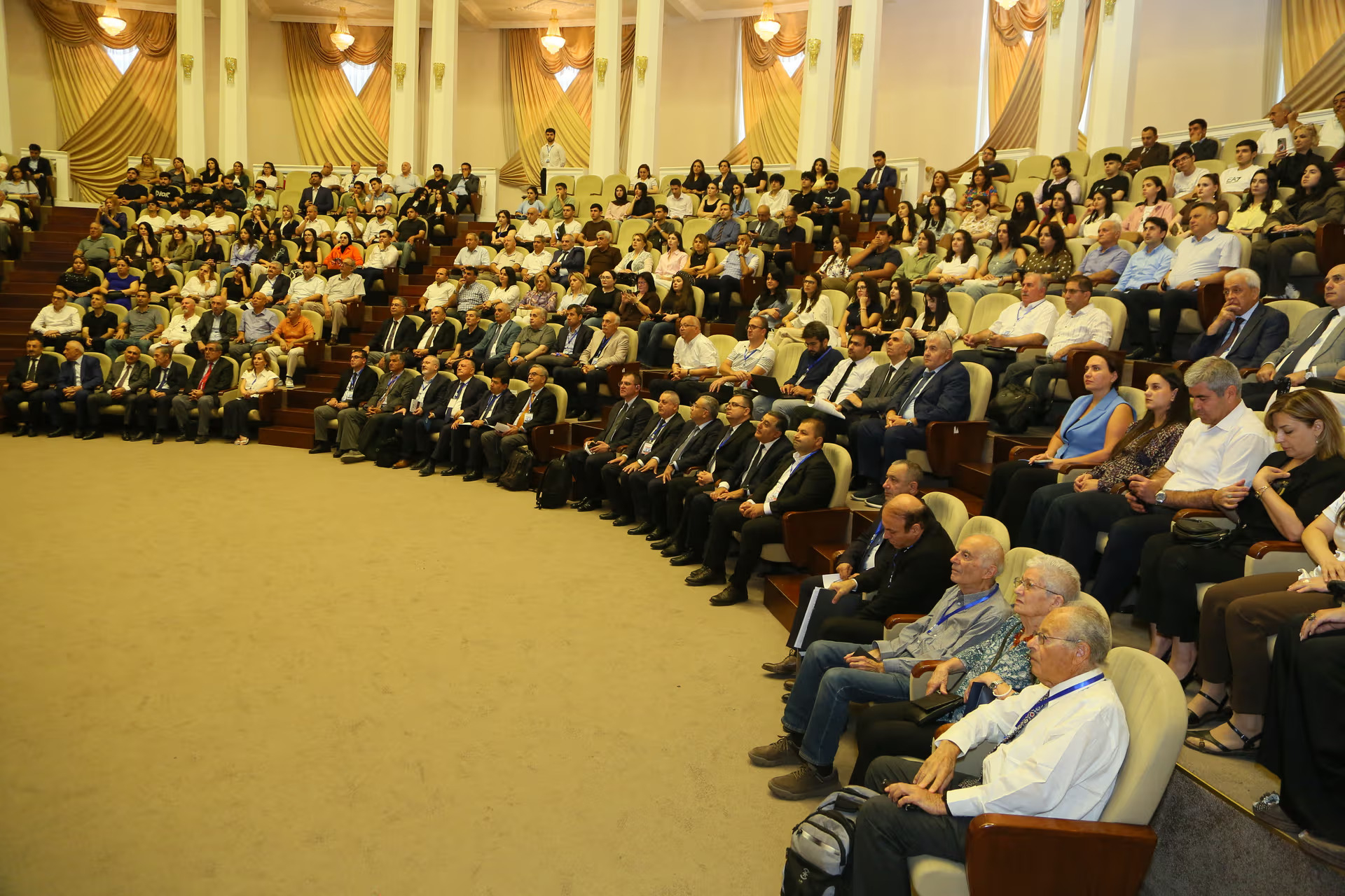 AzTU 14-cü qlobal istiləşmə üzrə beynəlxalq konfransa ev sahibliyi edir