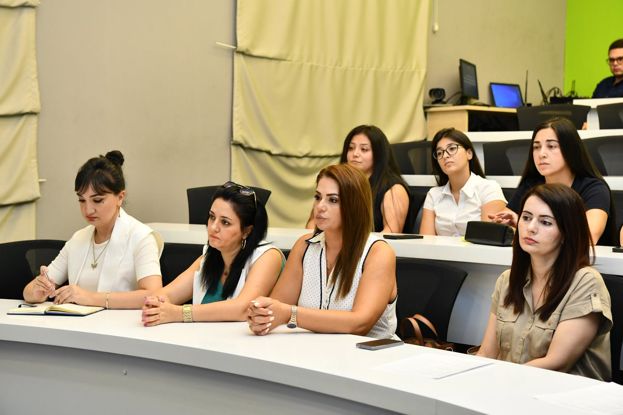 ADNSU rektoru ODTU-da təlim keçəcək professor-müəllim heyəti ilə görüşüb