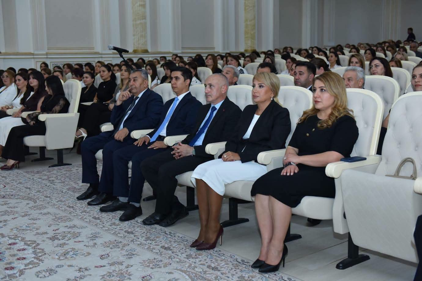 Sumqayıtda təhsil işçilərinin yekun sentyabr konfransı keçirilib