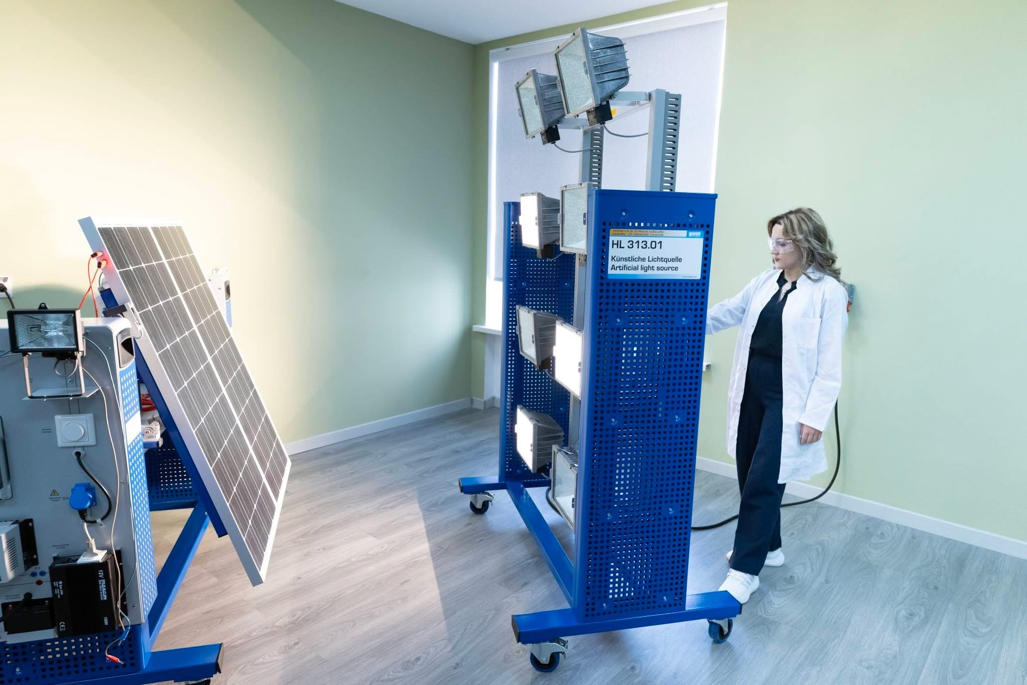 bp ADNSU-ya bərpaolunan enerji laboratoriyası hədiyyə edib