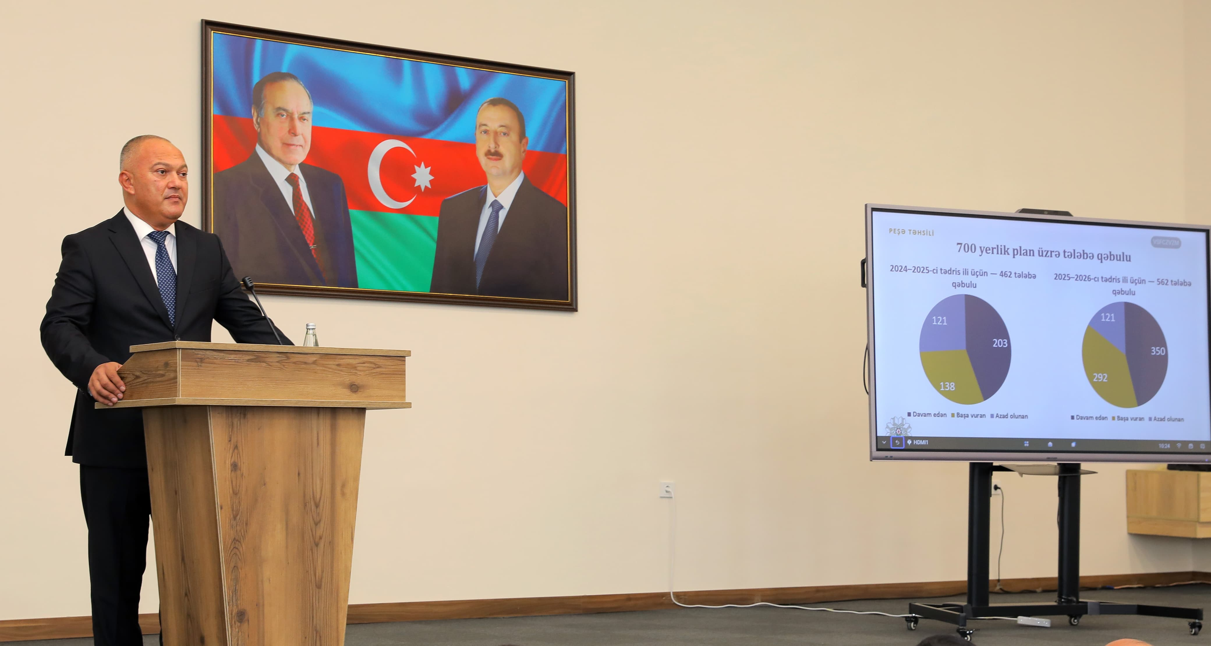 Naxçıvanda təhsil işçilərinin sentyabr konfransı keçirilib