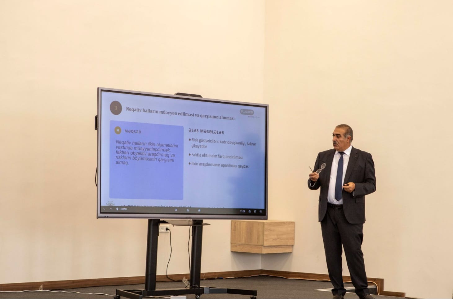 Məktəb rəhbərləri üçün korrupsiya ilə bağlı tədbir keçirilib