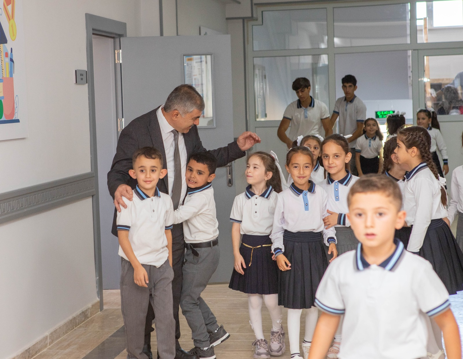 "Məktəbə gəlməyi səbirsizliklə gözləyirdim"