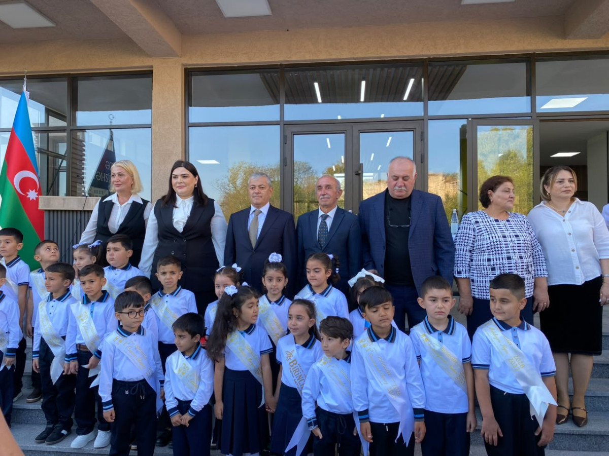Təzəbinə kəndində 34 ildən sonra məktəb zəngi yenidən çalınıb