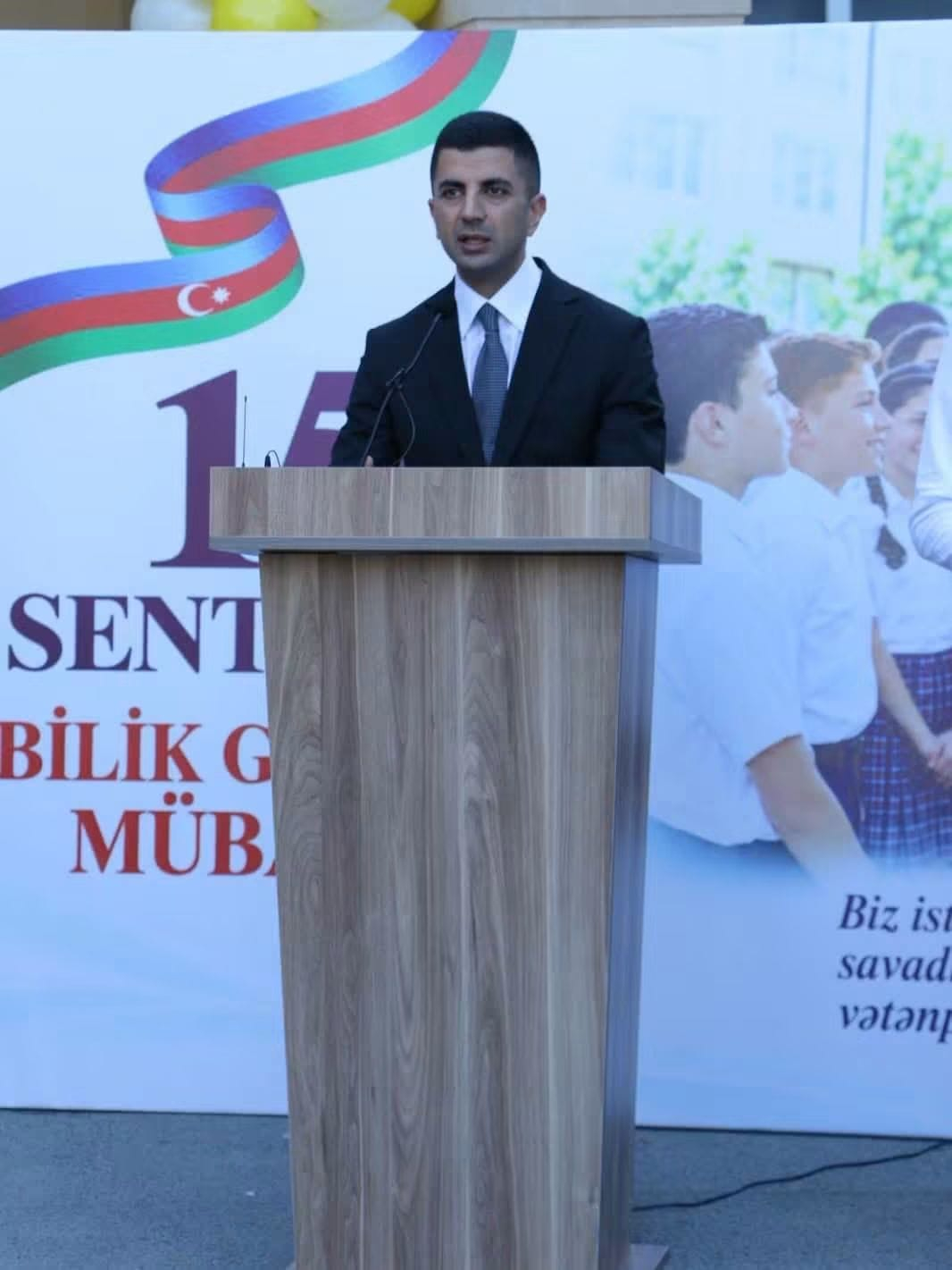 Novxanı kənd 1 nömrəli tam orta məktəbdə Bilik Günü qeyd olunub 
