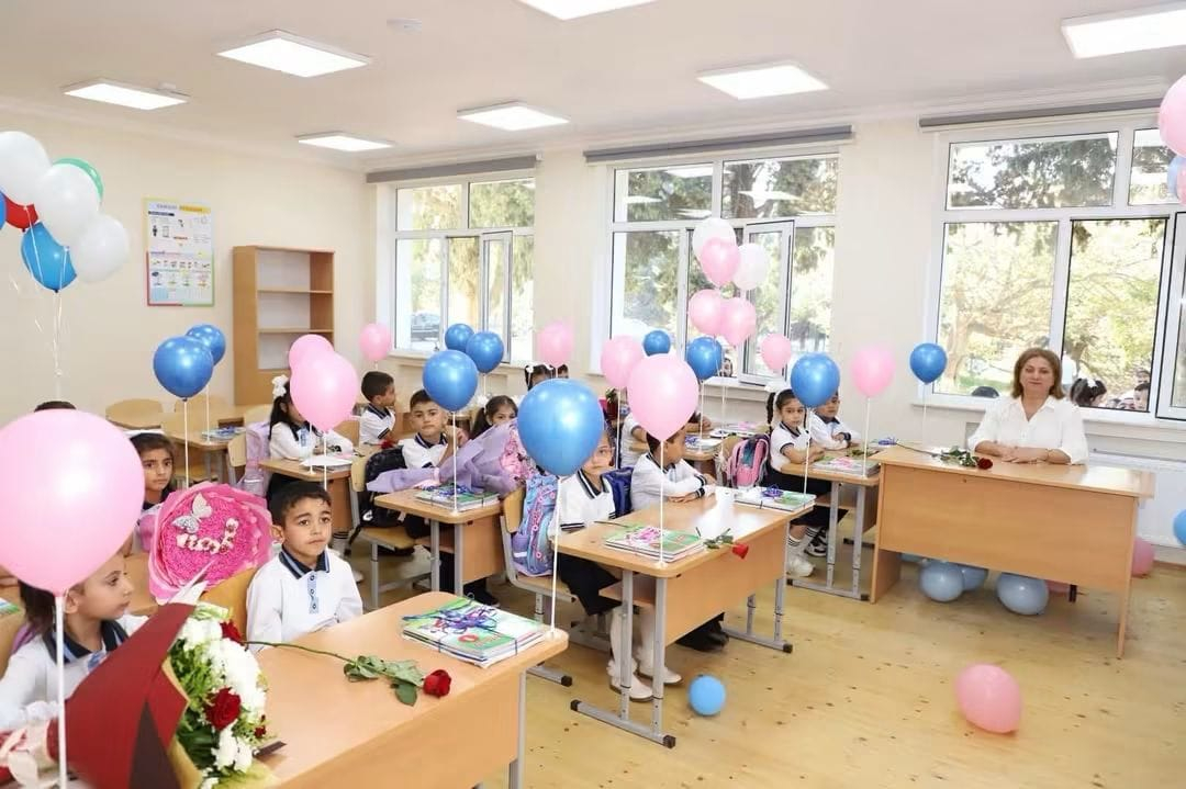 Novxanı kənd 1 nömrəli tam orta məktəbdə Bilik Günü qeyd olunub 