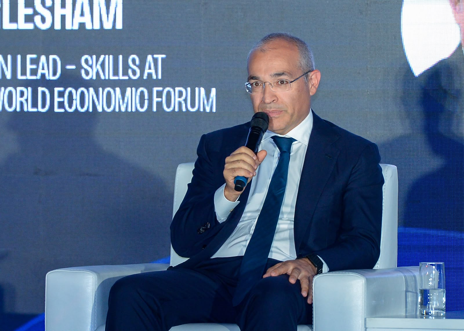 “Söhbət yalnız klassik oxu, yazı və riyaziyyat bacarıqlarından getmir”