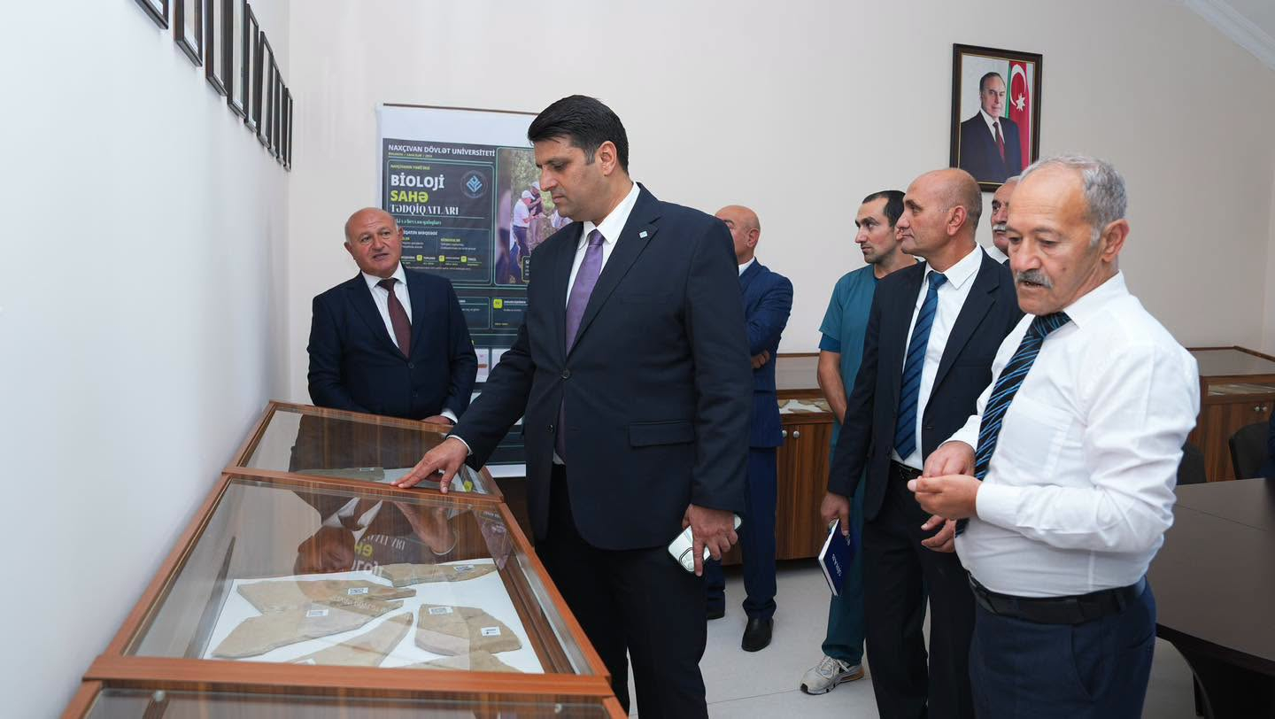 NDU-da Paleobotanika muzeyi yaradılıb