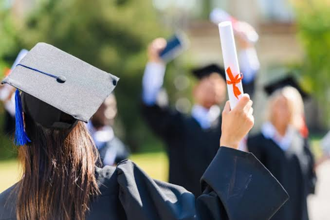 Uğurlu məzun olmaq üçün hansı universitetdə oxumaq önəmlidir?