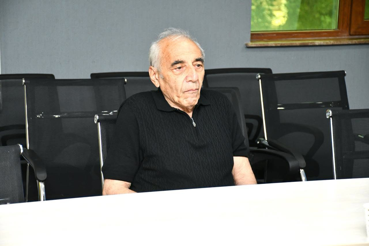 Elm və Ali Təhsil üzrə Dövlət Agentliyinin direktoru vətəndaşları qəbul edib