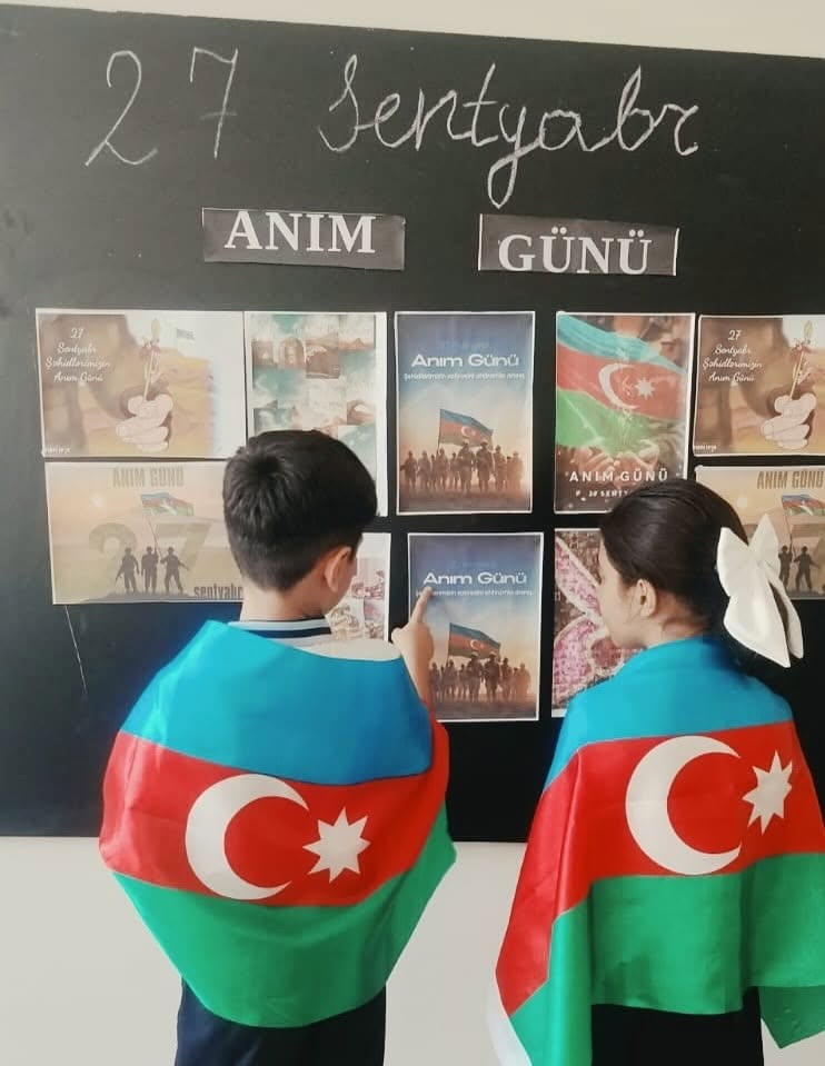 Məktəblərdə Vətən müharibəsi şəhidlərinin xatirəsi yad edilib