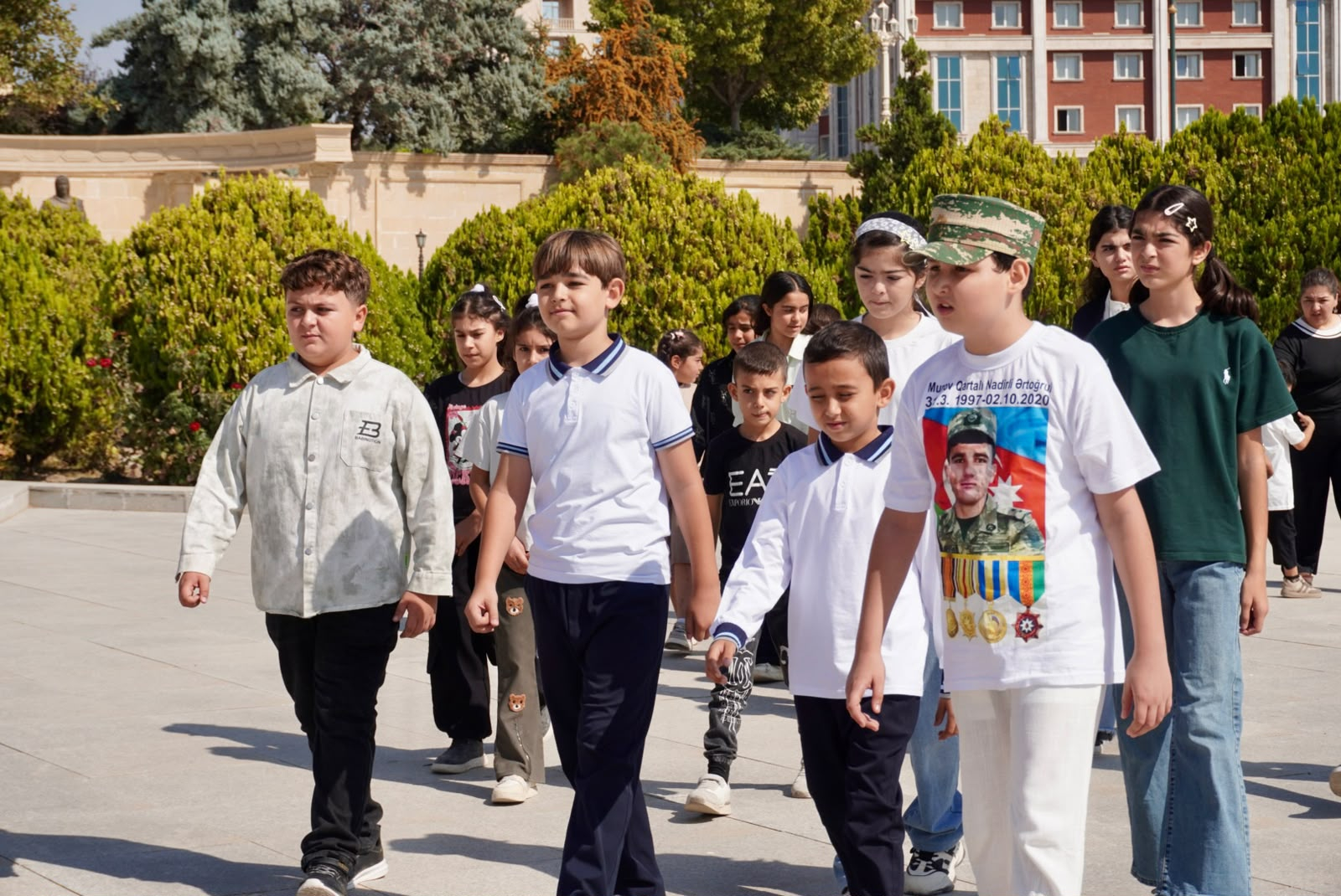 Xüsusi kateqoriyadan olan uşaqlar şəhid Elcan Balabəylinin ailəsini ziyarət ediblər  