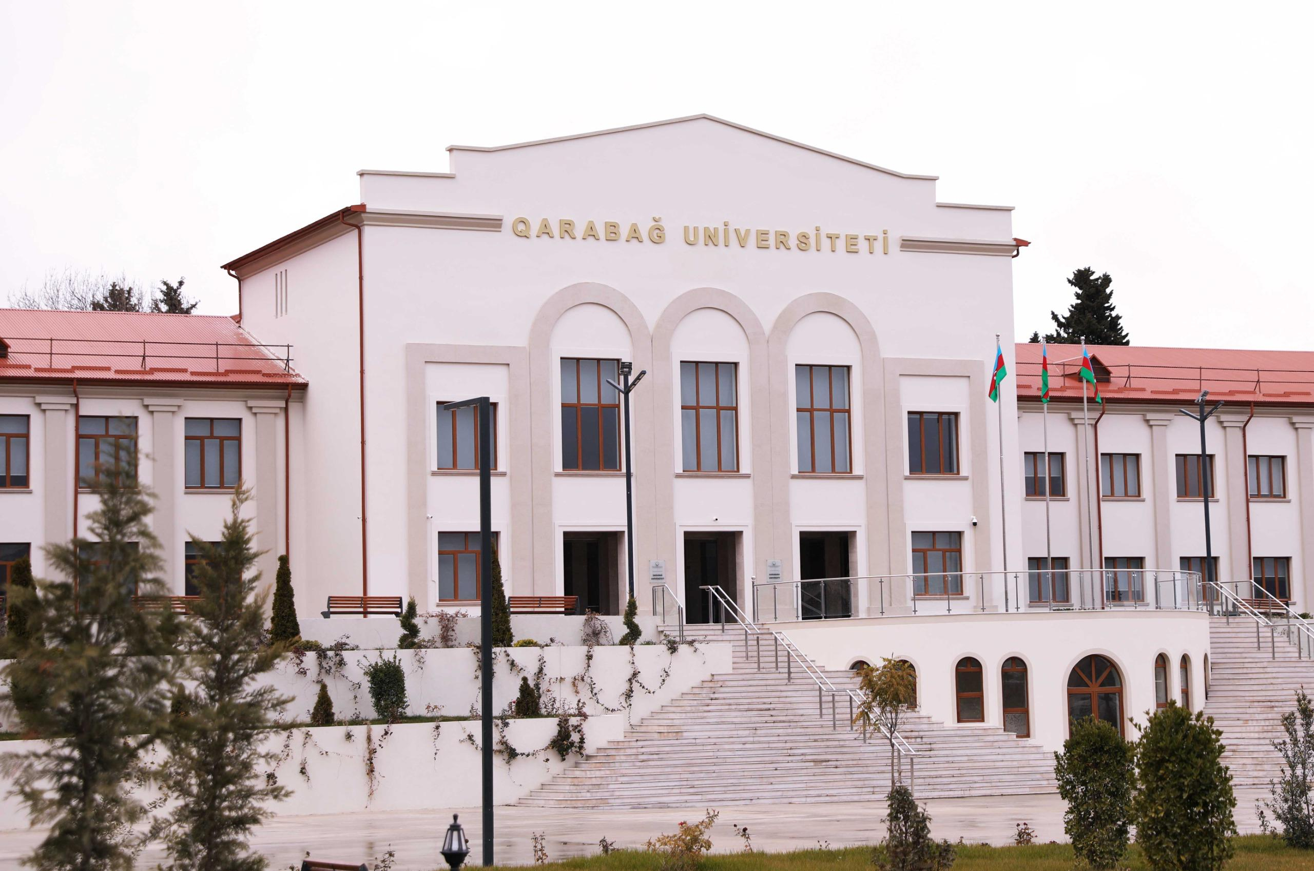 Qarabağ Universitetinin əcnəbi müəllimləri hansı fakültələrdə dərs deyirlər? 