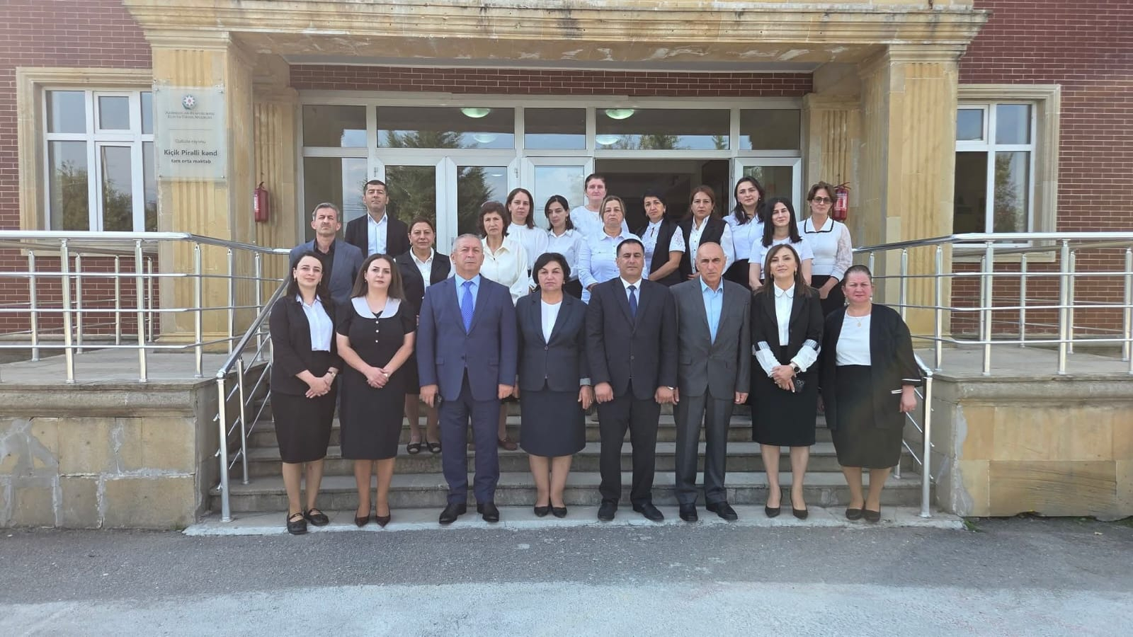 ETİHİ Respublika Komitəsi ucqar kəndlərdə çalışan müəllimlərlə görüşlər keçirir
