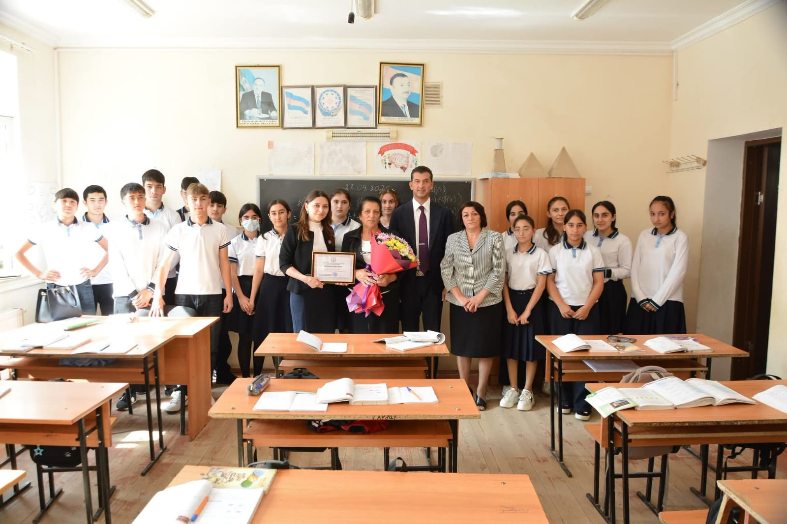 ETİHİ Respublika Komitəsi ucqar kəndlərdə çalışan müəllimlərlə görüşlər keçirir