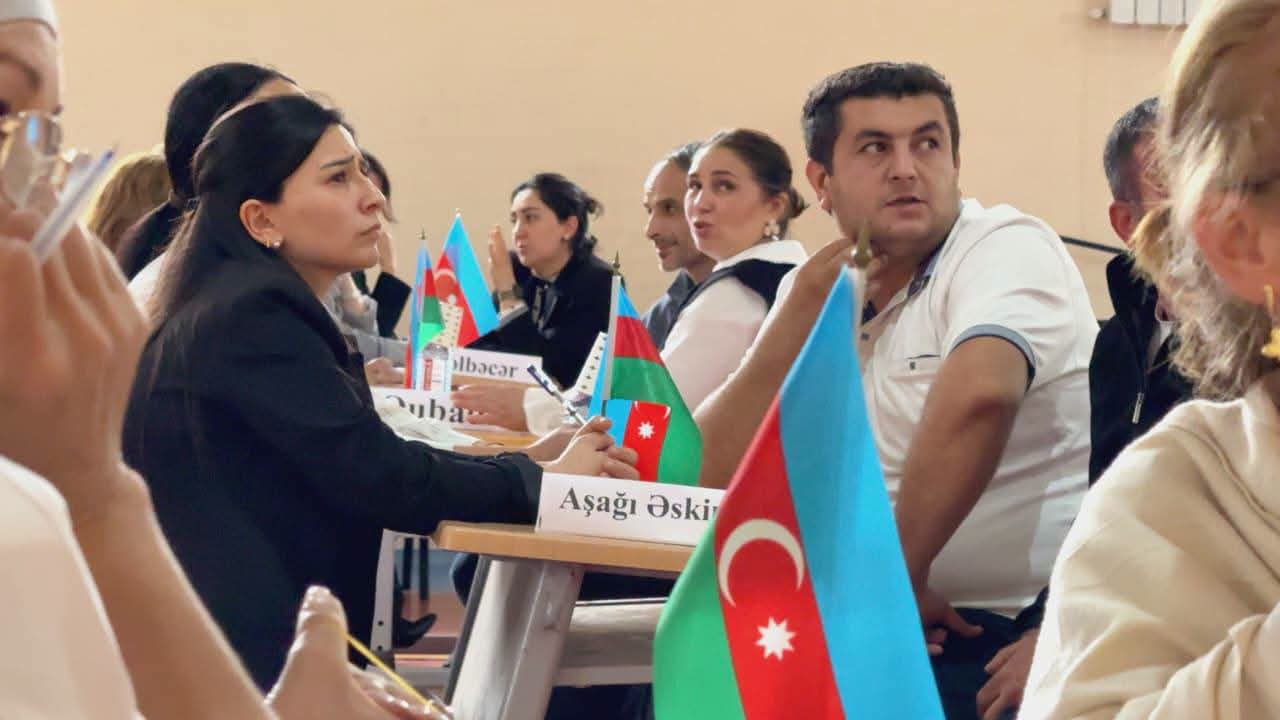 Müəllimlər arasında “Zəka memarı” intellektual yarışı keçirilib