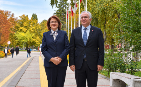 Türkiyə-Azərbaycan Universitetinin rektoru Hacettepe Universitetində görüşlər keçirib 