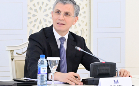 Məktəbli forması heç bir dinə qarşı təzyiq məqsədi daşımır
