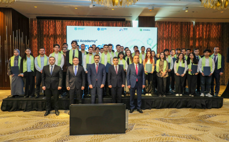 “AI Academy”nin ilk məzunları təltif olunub 