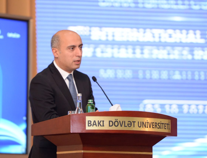 “Təhsil hər kəsin bir yerdə, əməkdaşlıq şəraitində görməli olduğu bir işdir”